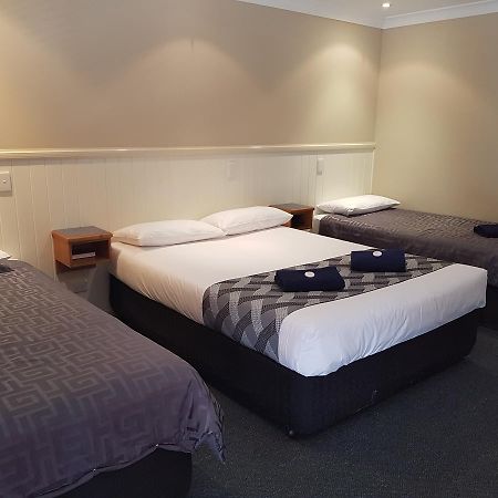 Dirranbandi Motor Inn Экстерьер фото
