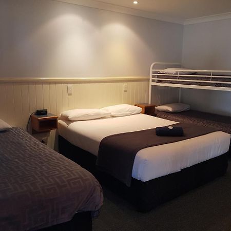 Dirranbandi Motor Inn Экстерьер фото
