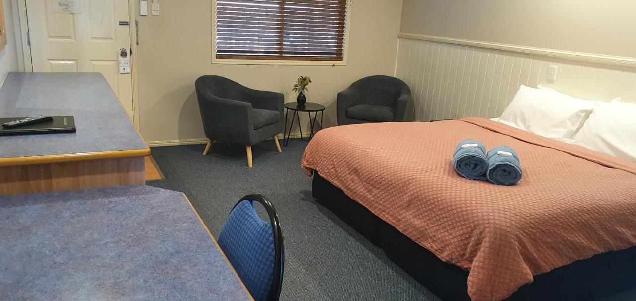 Dirranbandi Motor Inn Экстерьер фото