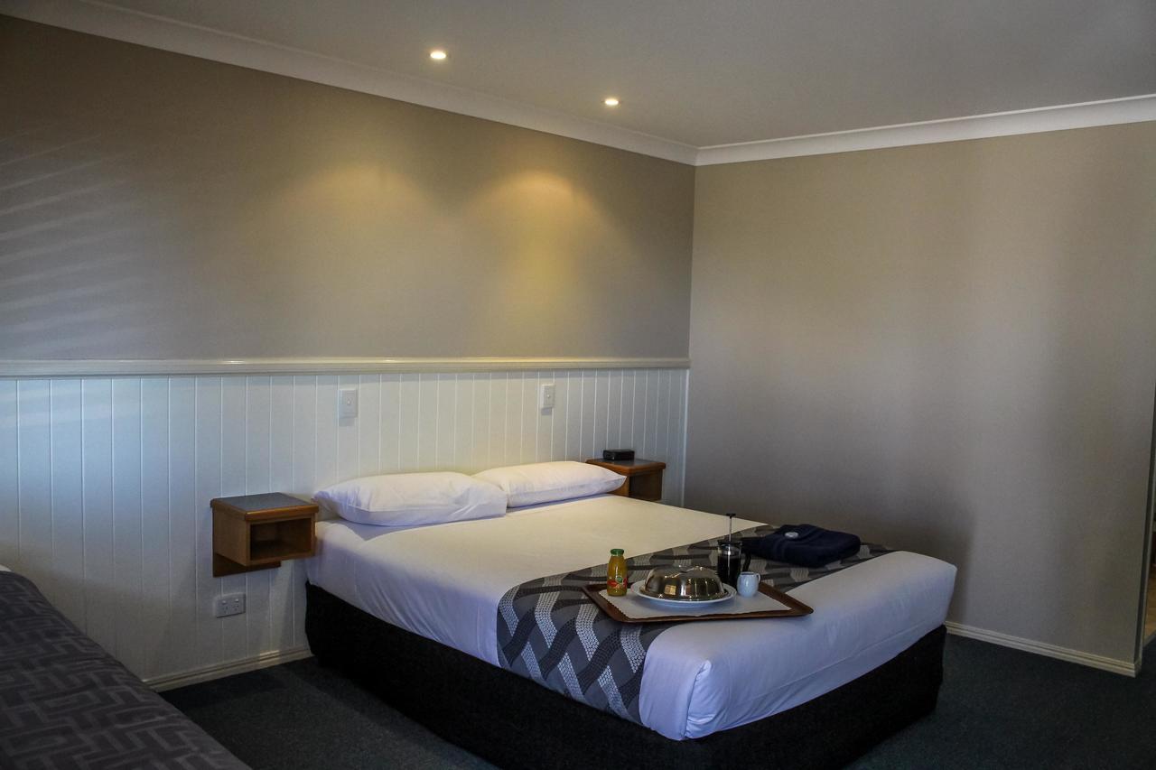 Dirranbandi Motor Inn Экстерьер фото