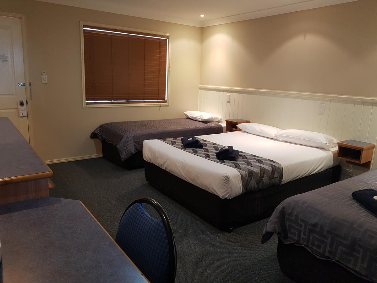 Dirranbandi Motor Inn Экстерьер фото